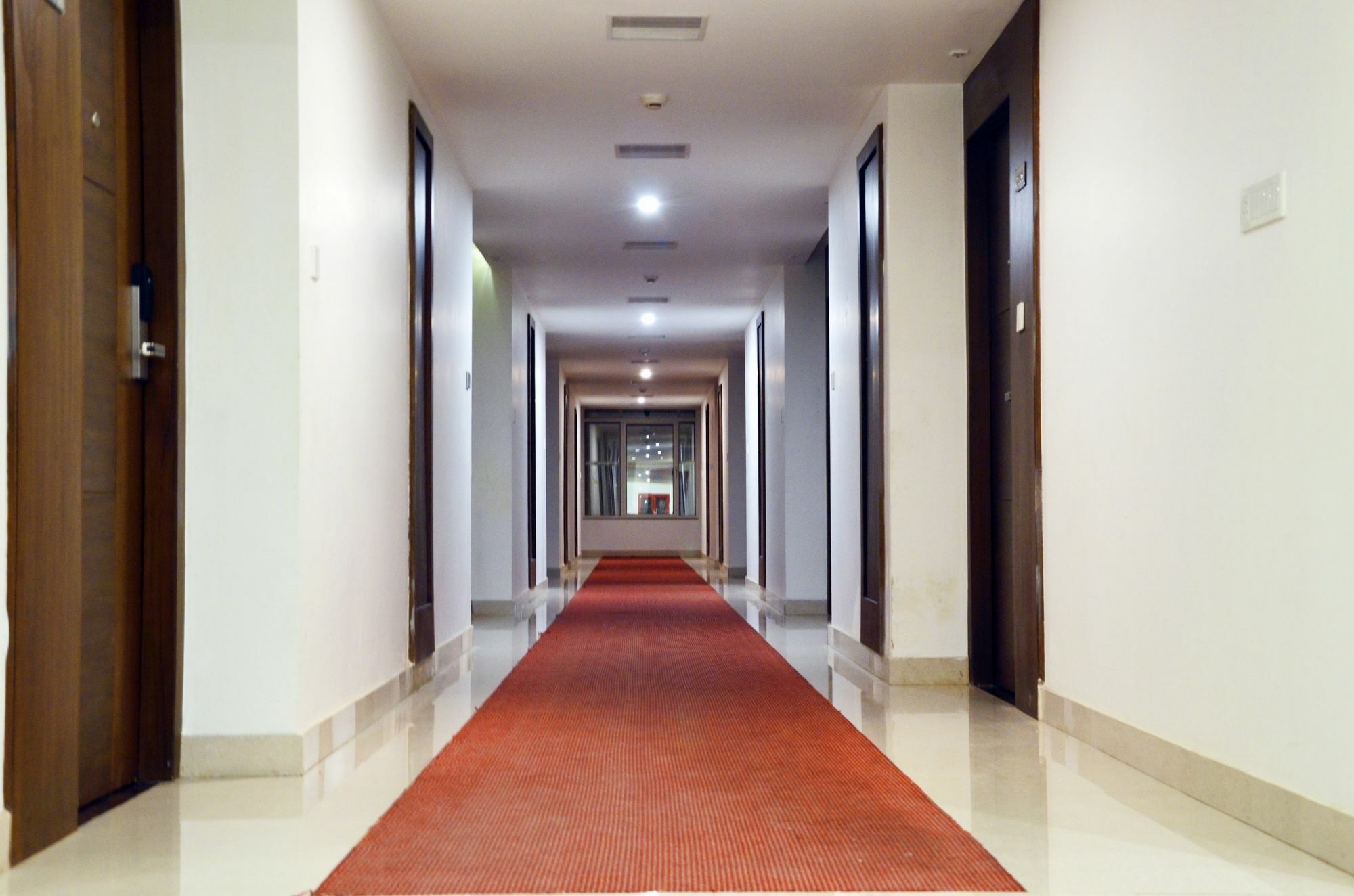 Hotel Casaya Inn Chinhat Екстериор снимка